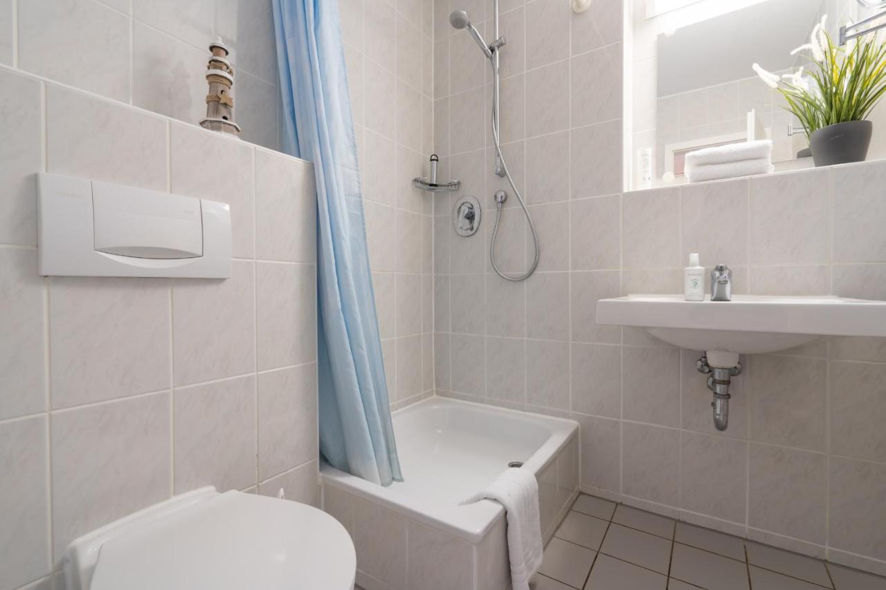 Feriendorf Rugana - Klassik 1-Raum Appartement Mit Terrasse B24 Dranske Eksteriør billede